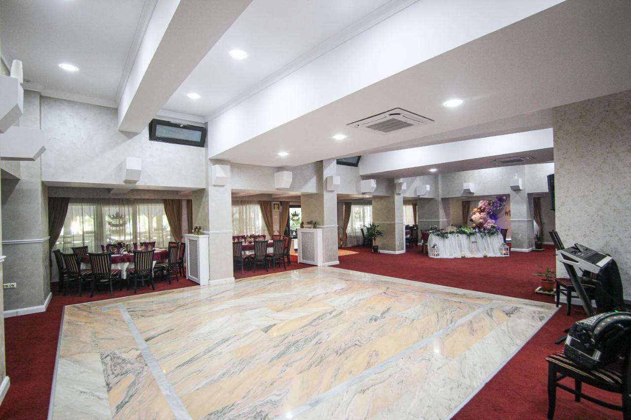 Teju Hotels Slănic 外观 照片